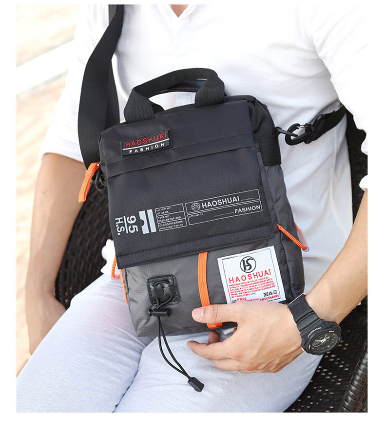 Unisex Messenger Bag Waterproof Nylon Over the Shoulder Crossbody Bags